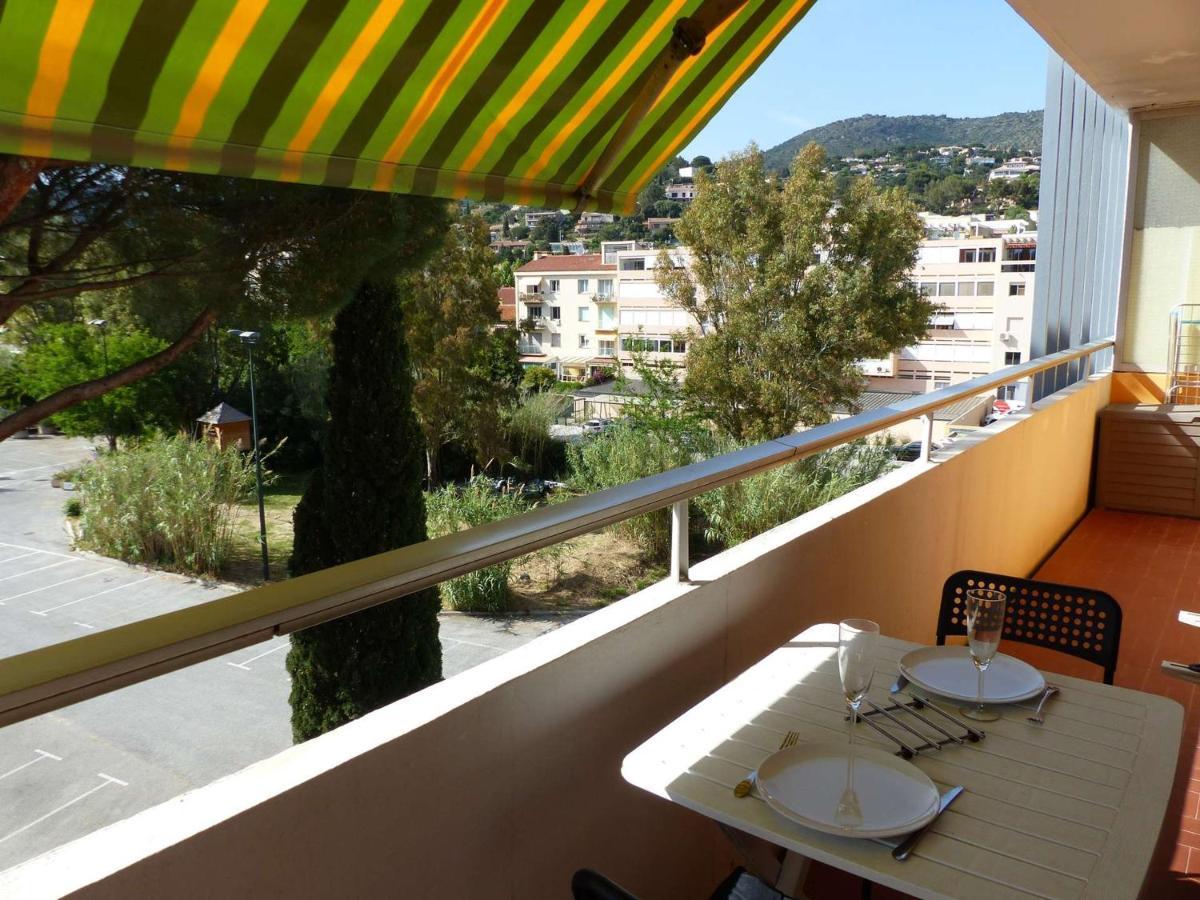 Charmant Studio Climatise Avec Balcon A 50M De La Plage - Le Lavandou Centre-Ville - Fr-1-308-110 Εξωτερικό φωτογραφία