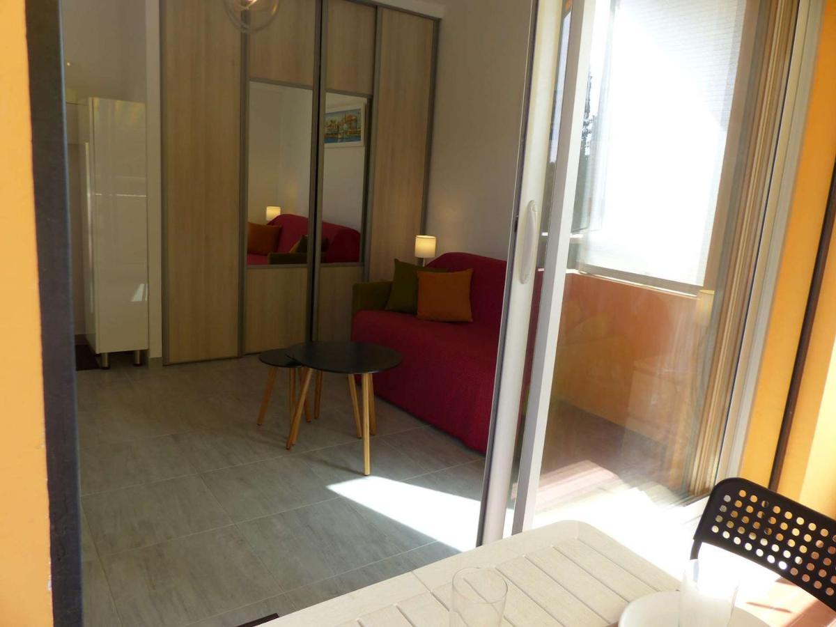 Charmant Studio Climatise Avec Balcon A 50M De La Plage - Le Lavandou Centre-Ville - Fr-1-308-110 Εξωτερικό φωτογραφία