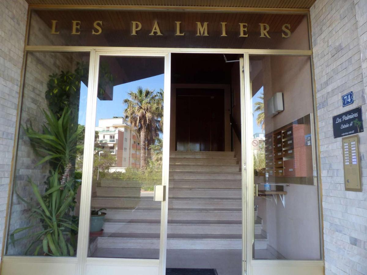 Charmant Studio Climatise Avec Balcon A 50M De La Plage - Le Lavandou Centre-Ville - Fr-1-308-110 Εξωτερικό φωτογραφία